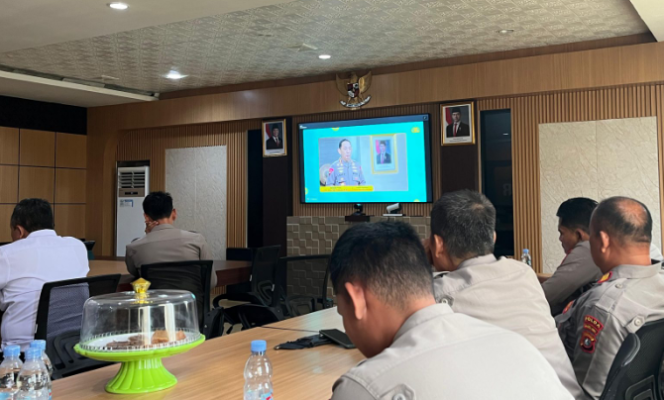 
					Daring, Wakapolda Sulbar dan Jajaran Ikuti Dialog Strategis Nasional