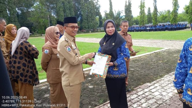 
					Janji yang Dinanti, Pemkab Polman Pastikan Bayar Gaji CPNS dan P3K dalam Waktu Dekat