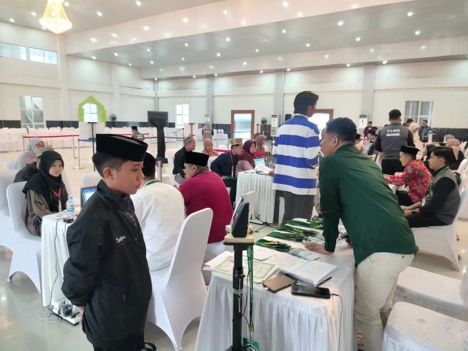 
					Kafilah Sulbar Tiba di Kendari, Siap Berlaga di STQH Nasional ke-28
