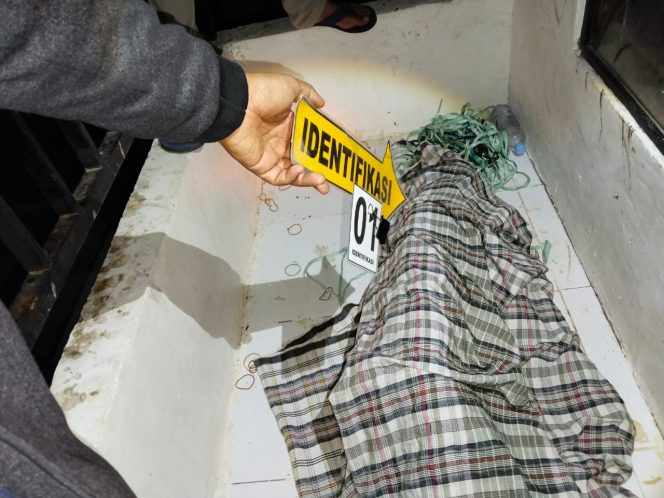 
					Penemuan Mayat Perempuan di Pasar Tinambung