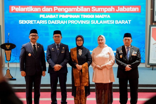 
					Wagub Salim S. Mengga Hadiri Pelantikan Sekprov Sulbar: Dorong Birokrasi yang Efektif dan Melayani