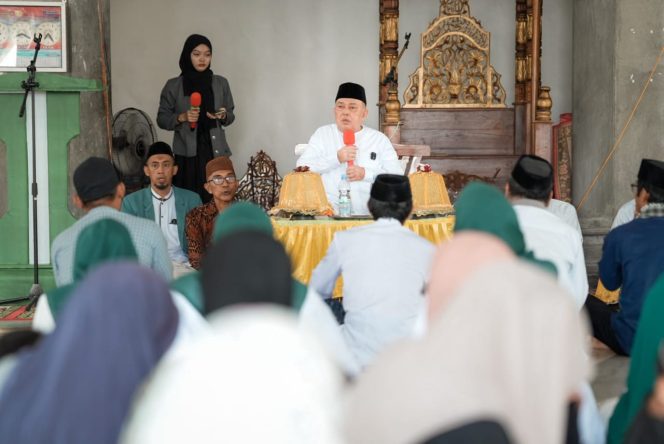 
					Peringatan Maulid Nabi di Laliko, Wagub Sulbar Tekankan Pentingnya Jaga Harmoni