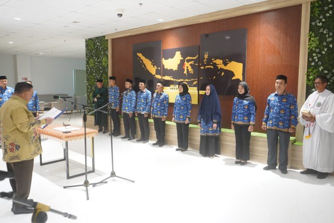 
					Wagub Sulbar Lantik Pejabat Fungsional, Tekankan Profesionalisme dan Inovasi Pelayanan