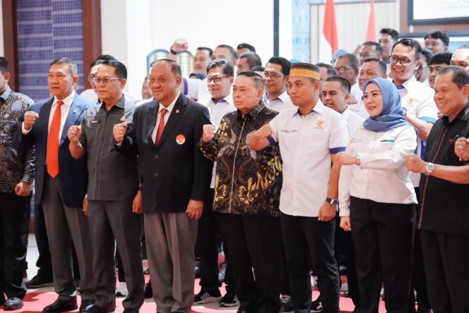 
					Pelantikan KONI Sulbar: Wagub Minta Kerja Nyata, Bukan Sekadar Bicara