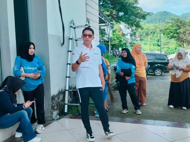 
					Kepala Kesbangpol Sulbar Tekankan Disiplin ASN dan Penguatan Tupoksi di Tahun 2026
