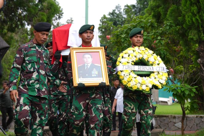 
					Kepergian Pemimpin Berjasa: Salim S. Mengga Beristirahat di Kalibata