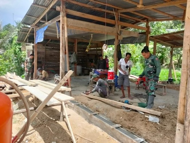 
					TMMD ke-127 Bangun Harapan Nurmala, Janda di Bulo Dapat Bantuan Rehab Rumah