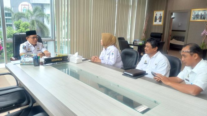 
					Sinergi untuk Masa Depan Anak Sulbar, Darmawati dan Sekda Bahas Perkembangan Pembangunan Sekolah Rakyat