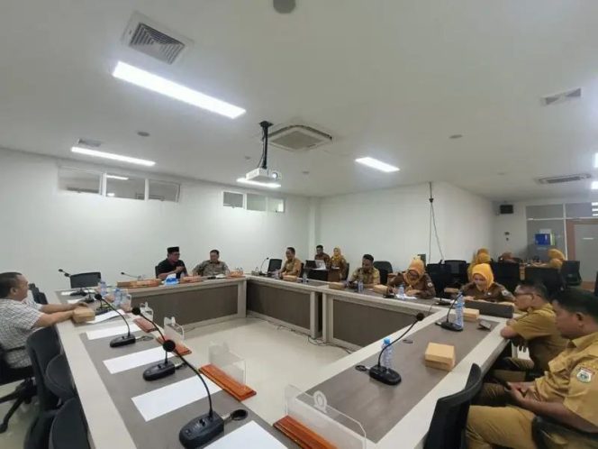 
					DPRD Sulbar Kuliti APBD 2025, Sinkronkan Data dan Dampak Program Pemerintah