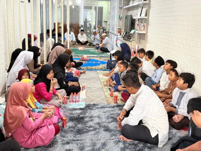 
					Anak Yatim Panti Piatu Banjar Wijaya Gelar Yasinan dan Doa Bersama untuk Almarhum Salim S. Mengga