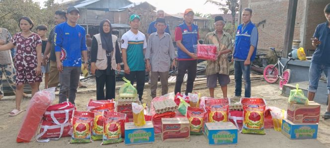 
					Bupati Polman Samsul Mahmud Respon Cepat Kebakaran di Matakali, Bantuan Darurat Dikirim