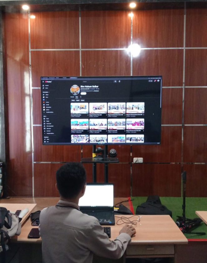 
					Evaluasi SPBE, Kadis KominfoSS Sulbar Apresiasi OPD Aktif Kelola Web dan Medsos