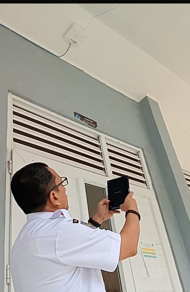 
					Cek Internet Sulbar Digital, Kadiskominfo Sulbar Sambangi SMK Negeri 1 Rantebulahan Timur