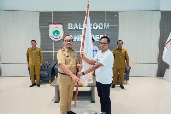 
					Dilepas Gubernur Sulbar, Persimaju Target Tampil Membanggakan di Liga 4 Piala Presiden