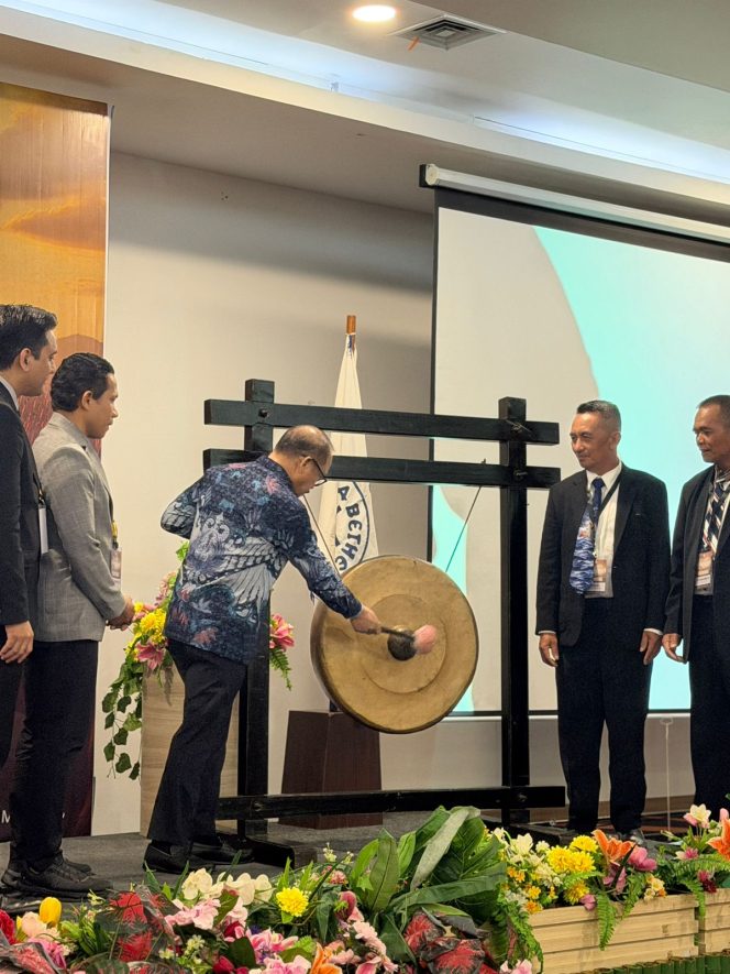 
					Buka SMD Khusus GBI Sulbar, Gubernur Dorong Peran Gereja Bangun Daerah