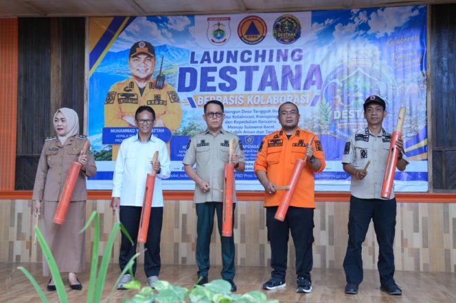 
					Sekda Sulbar Launching Desa Tangguh Bencana
