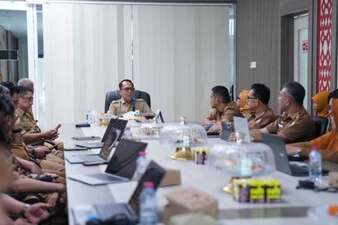 
					Sekda Junda Pimpin Rakor SAKIP 2026: Target Nilai Lebih Tinggi, 2027 Kita Kejar Predikat A