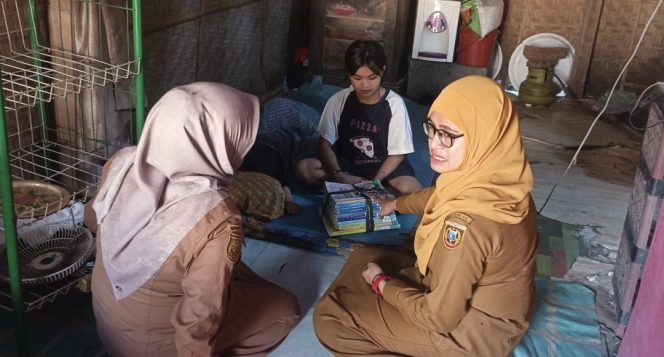 
					Usia 14 Tahun Rawat Ibu Lumpuh, Kepsek SMP Satap Katumbangan Pastikan Sulfa Tetap Sekolah