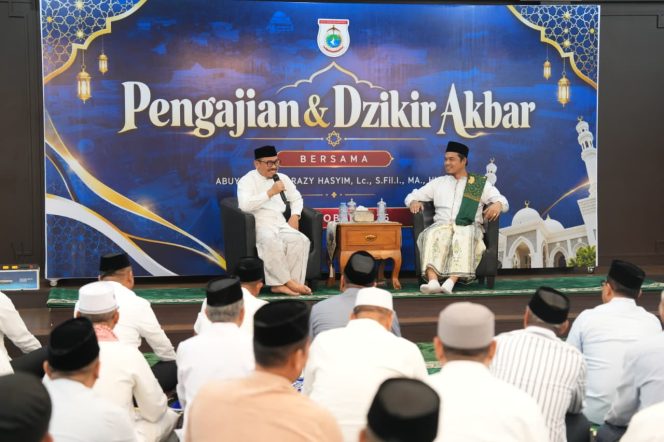 
					Gubernur Sulbar Undang Buya Arrazy Hasyim, Pejabat Diajak Belajar tentang Akidah dan Zikir