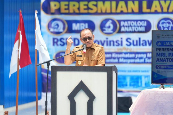 
					Jelang Musim Kemarau Berakhir, Gubernur Sulbar Imbau Warga Waspadai Banjir dan Longsor