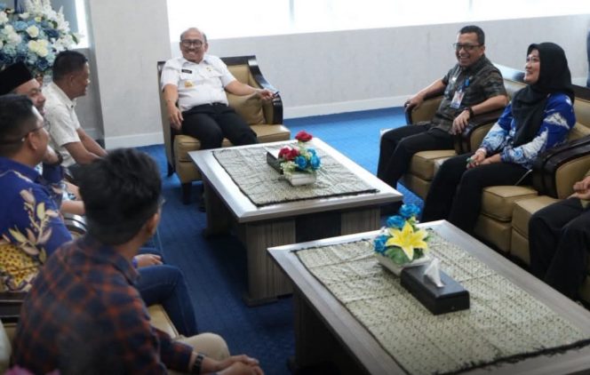 
					Gubernur Suhardi Duka Harap Media Siber Bantu Masyarakat Pilah Informasi dan Tangkal Hoaks